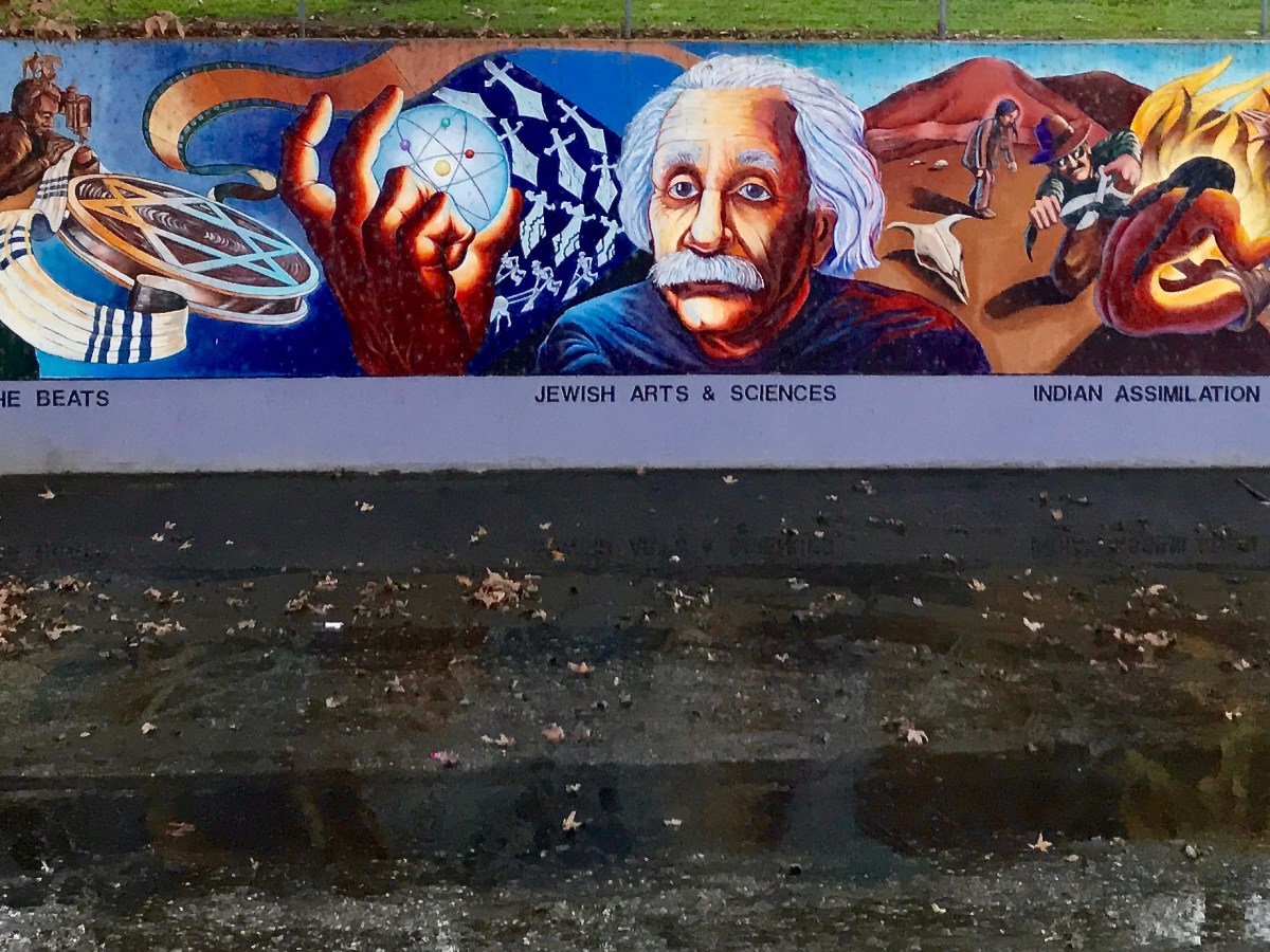 Judy  Baca’s  Influence  Radically  Dictates  an  Acute  Manifestation  of  History  in  The  Great  Wall  of Los&nbsp;Angeles